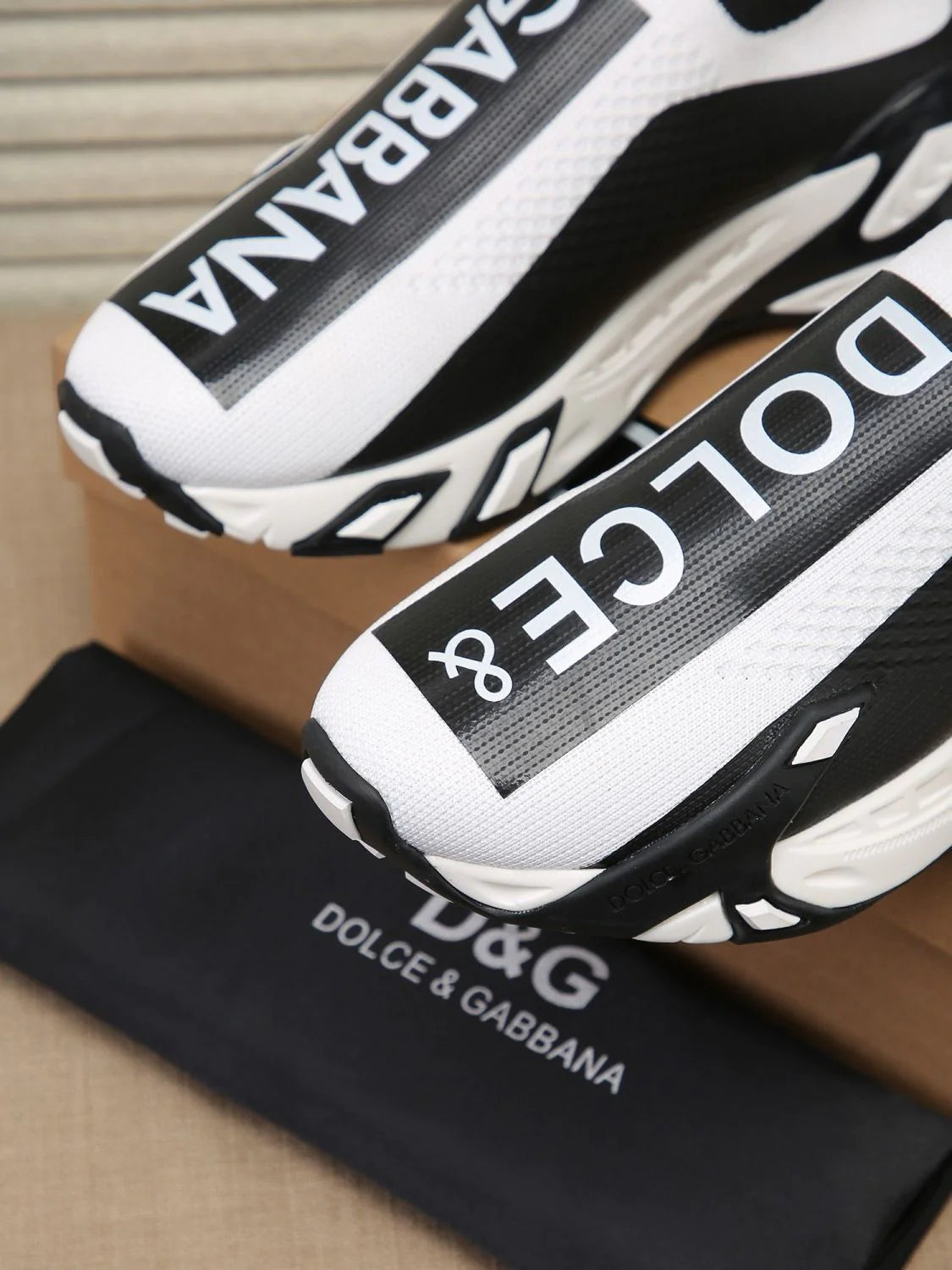 Trendy Men's Handsome Super Comfortable Breathable Mesh Men's Pedal 1024030817