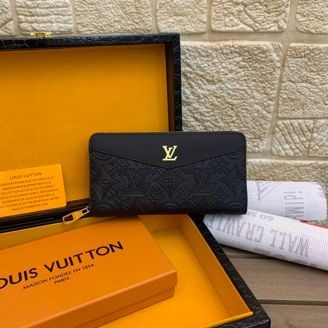 Black Leather A Grade V Logo Wallet-WX05202360804
