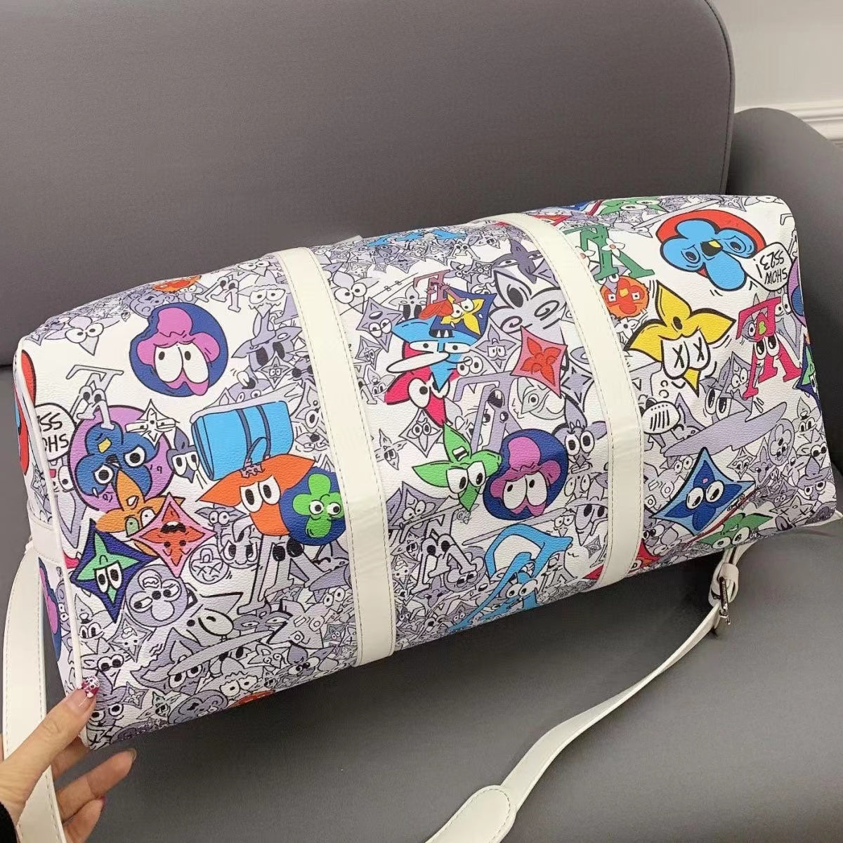2023 New Design Travel sport V Logo Handbags