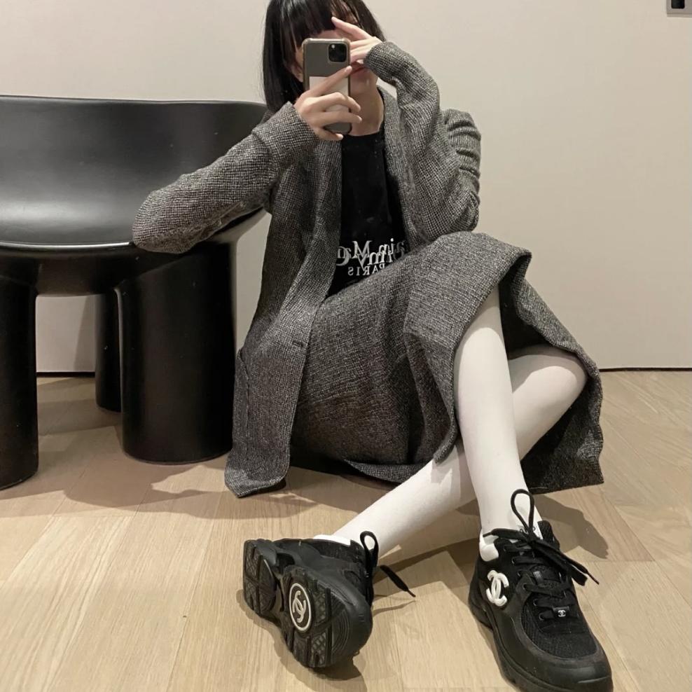 Black C Logo Fashion Design Women's Sneakers