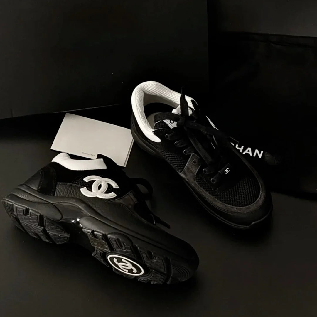 Black C Logo Fashion Design Women's Sneakers