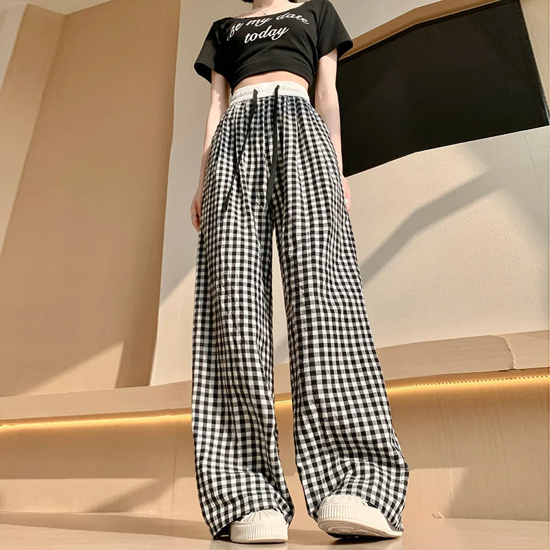 Thin High Waisted Women's Checkered Black and White Wide Leg Pants, Casual Elastic Floor Length Pants, Retro Loose and Versatile