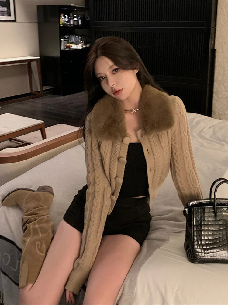 Vintage Lazy Lapel Neck Fur Sweaters Mujer 2024 Autumn New White Cardigan Coat Women Y2k Long Sleve Zipper Knitted Tops