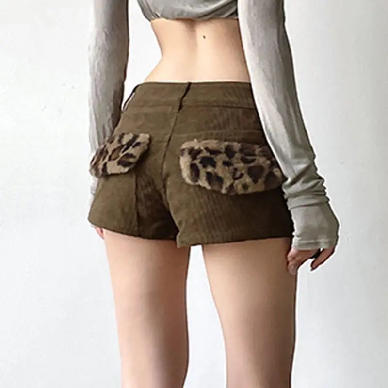 Autumn/Winter Retro Furry Leopard Pattern Spliced Corduroy Shorts for Women Low Waist Slim Sexy Spicy Girl Pocket Hot Pants