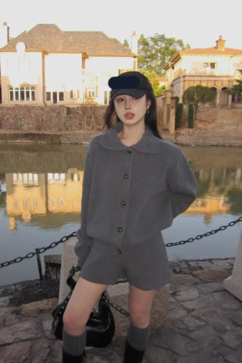 Sweet Hot Girl Casual Suit Women's Autumn/Winter Sweater Peter Pan Collar Knitted Cardigan High Waist Shorts Twopiece Set