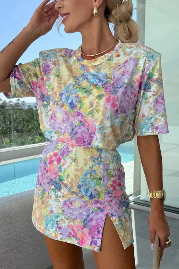 Beautiful Casual Floral Print Crew Neck Short Sleeve T-shirt and Mid Rise Split Skort Set