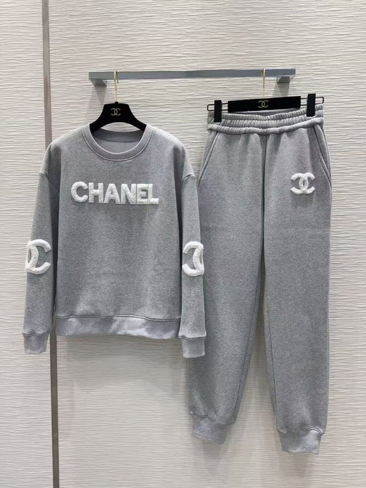 Black New Fashion C Logo Women's SuitPD052024120403