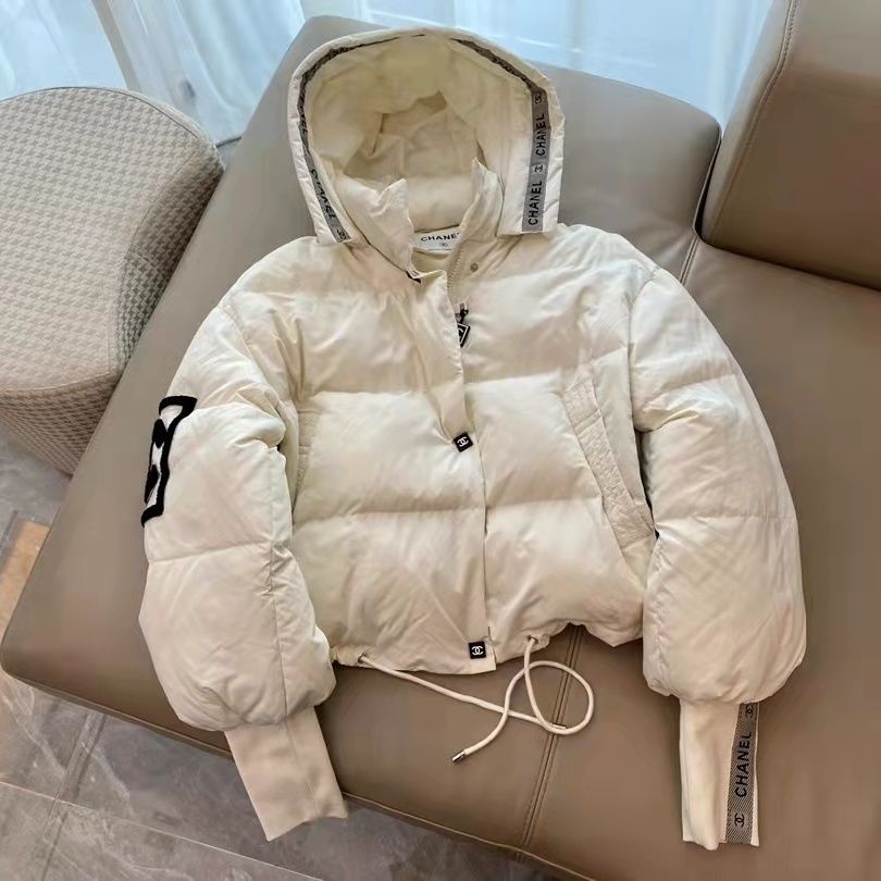 White and Black C Logo Women's Down JacketPD052023111401
