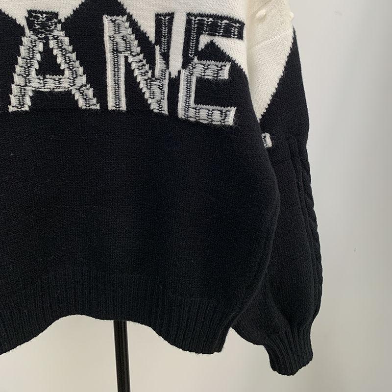 Black And White Letters Contrast Color Pullover Turtleneck High-end Custom Women's SweaterPD052023122805