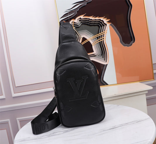 Black Fashion V Logo BagsXC052024030707