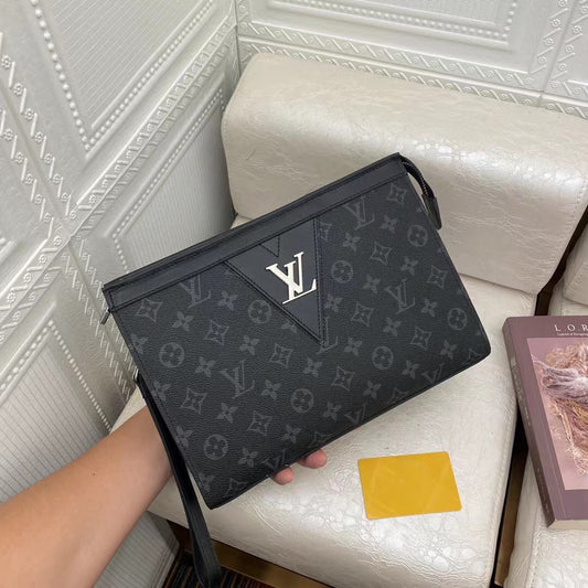Black Leather High Quality V Logo Fashion Bags-XC052023090402