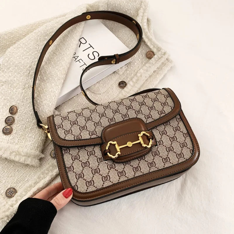 High-end small square retro printed crossbody bag 2025073117