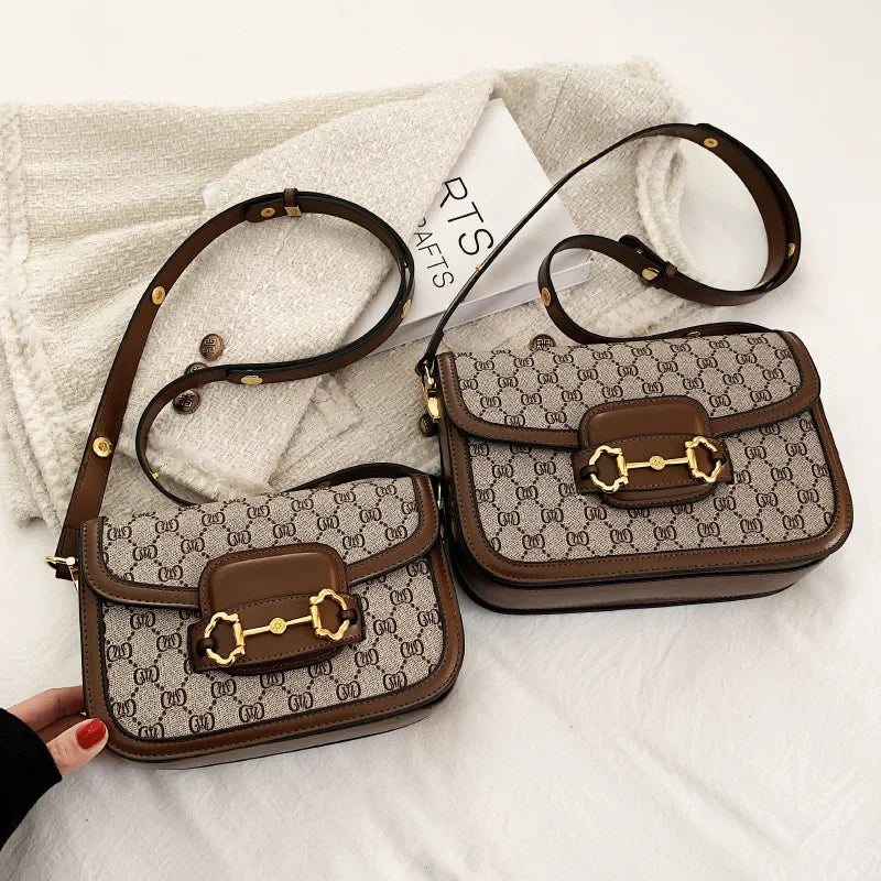 High-end small square retro printed crossbody bag 2025073117