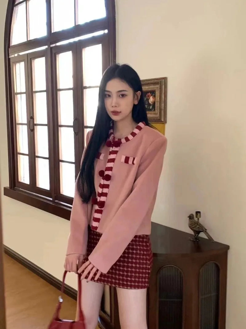 Sweet Hot Girl Suit Women's Winter Woolen Longsleeved Cardigan Plaid Wrap Hip Skirt Twopiece Set Fashion Female Clothes